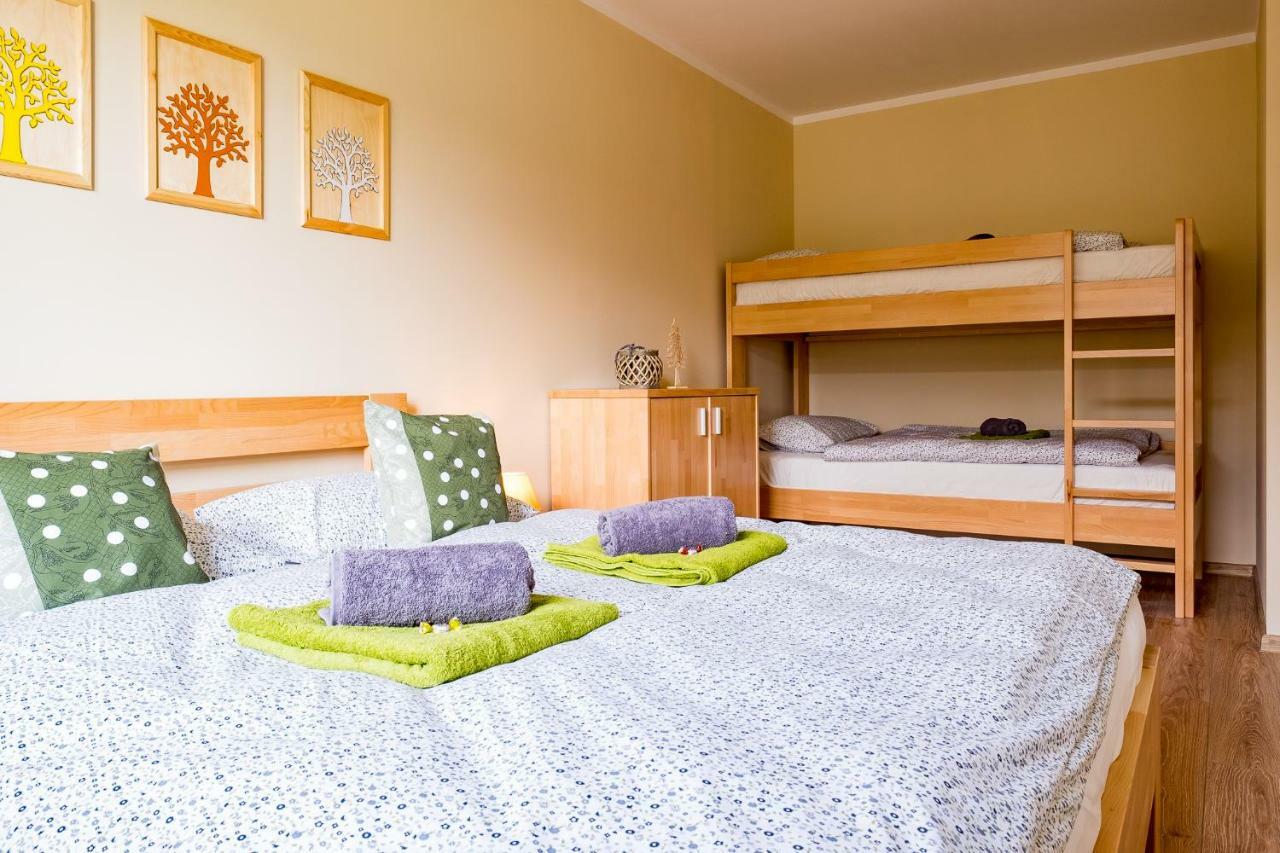 Appartement Elejan à Bešeňová Extérieur photo