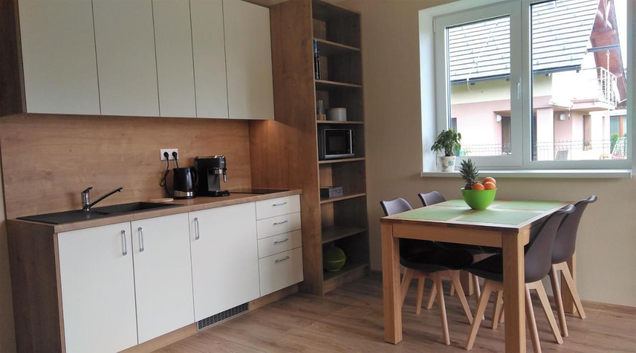 Appartement Elejan à Bešeňová Extérieur photo